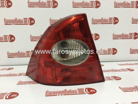 Piloto trasero izquierdo Ford Focus Sedan año 2005 a 2008 (Producto Reciclado)