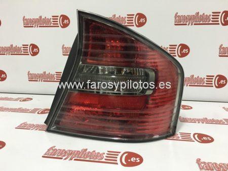 Piloto trasero derecho Subaru Legacy Sedan 4 puertas año 2004 a 2009