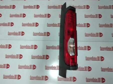 Piloto trasero izquierdo Renault Trafic 2006-2014 Opel Vivaro Nissan Primastar (Producto Reciclado) - Imagen 2